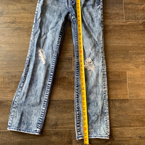 ❤️SOLD Children’s True Religion Straight Fit Contrast Acid Wash Distressed Jeans - Picture 9 of 11